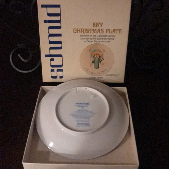 Vintage Limited Edition 1977 Christmas Plate - Picture 5 of 7